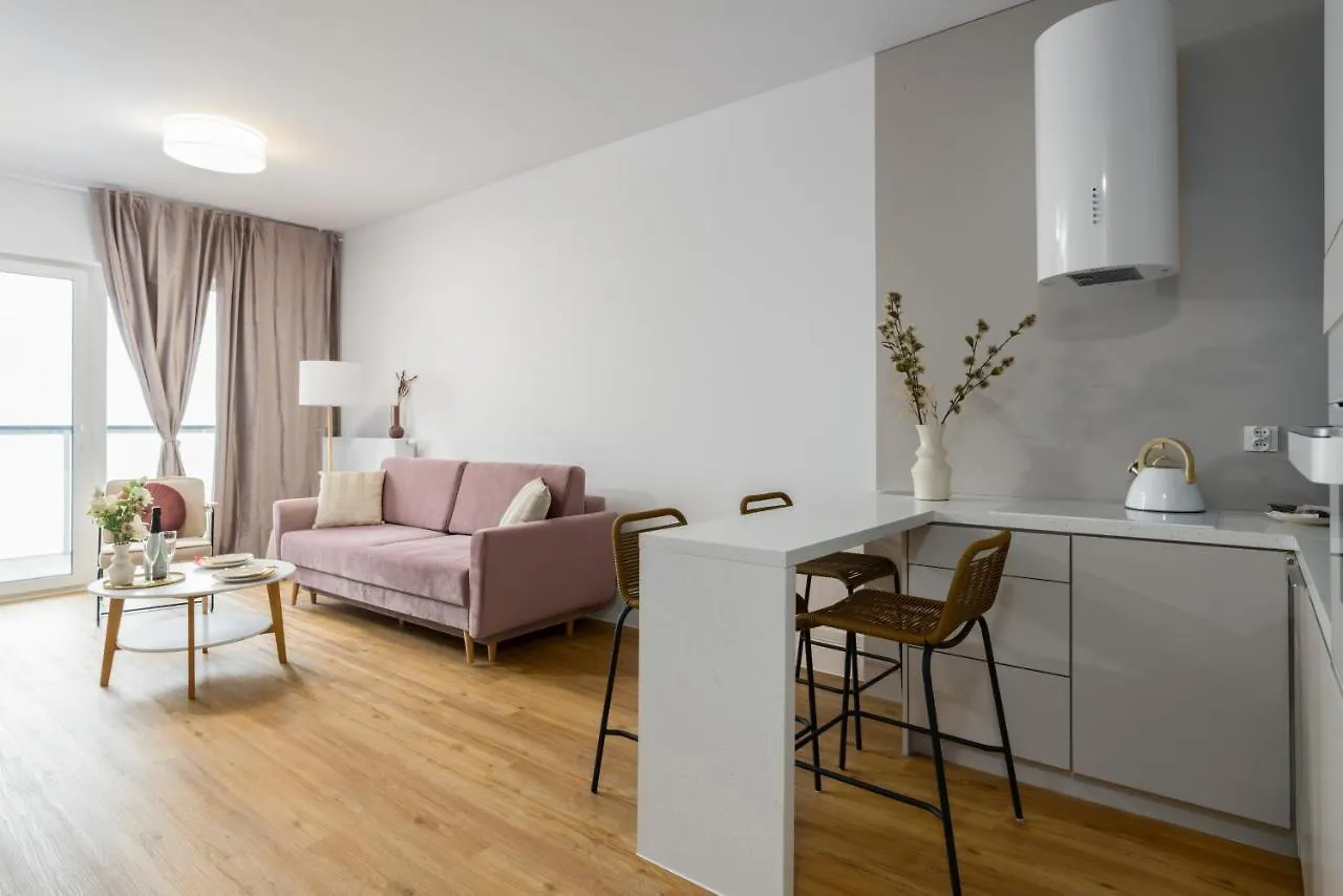 Modern Apartment Rataje Poznan By Renters