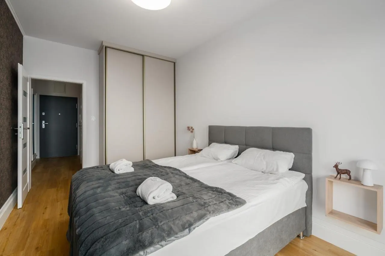 Modern Apartment Rataje Poznan By Renters