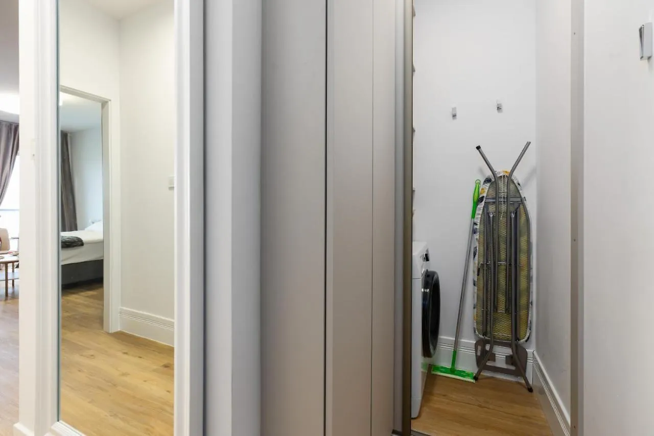 Modern Apartment Rataje Poznan By Renters 0*,